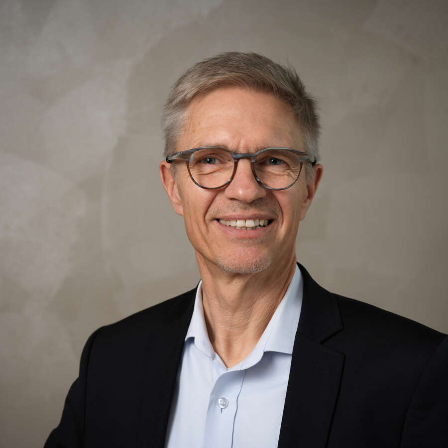 Pensionskasse NW Roger Metz low